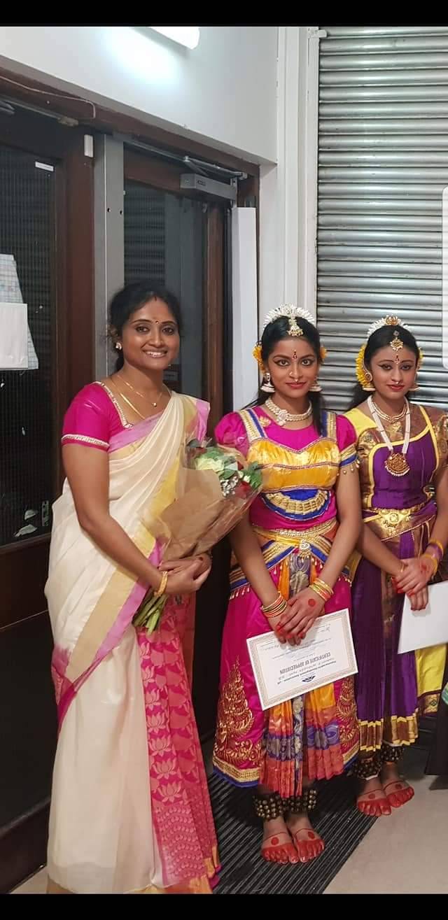 Charity Shows 1000033317