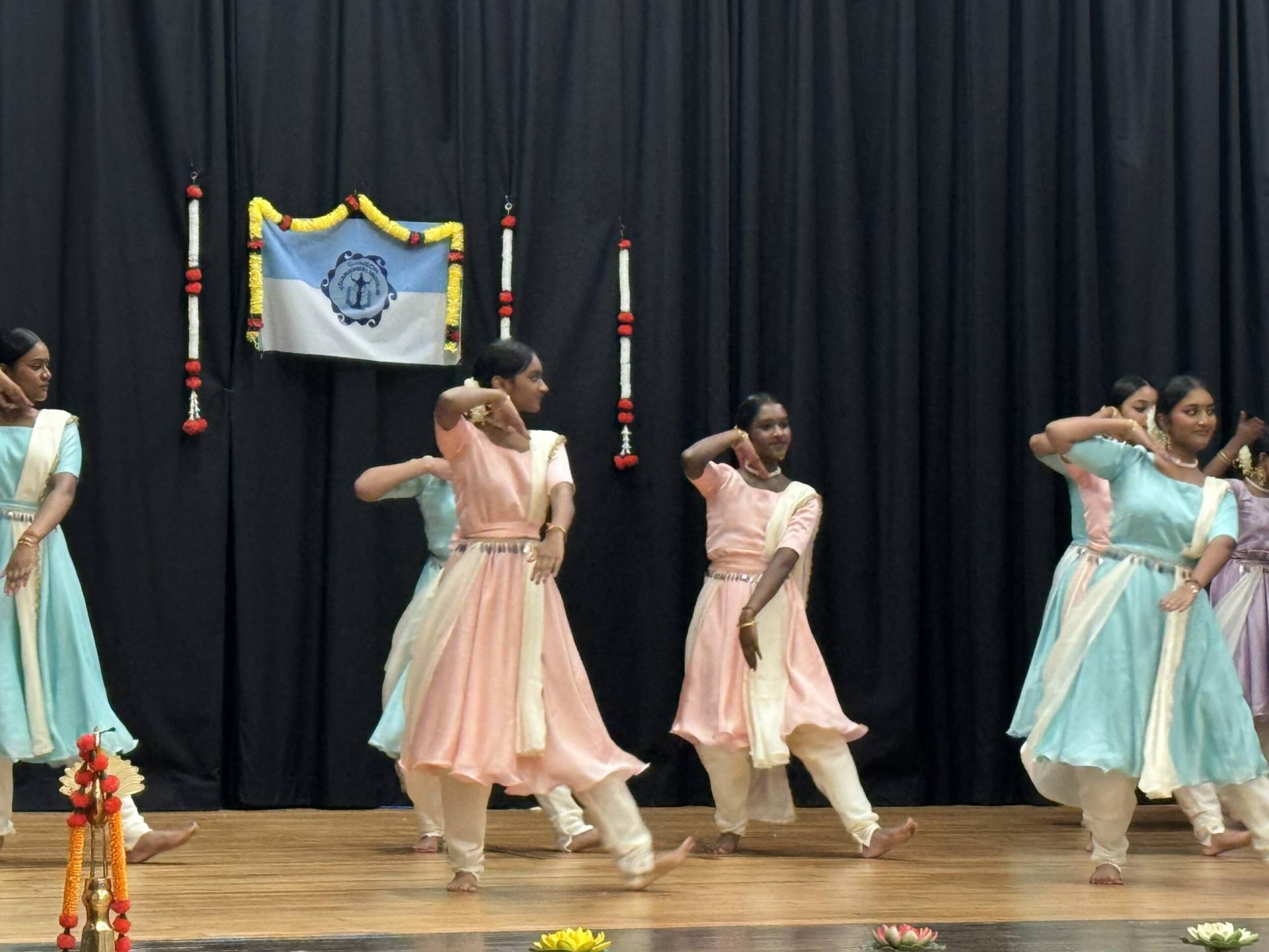 Charity Shows img 5162